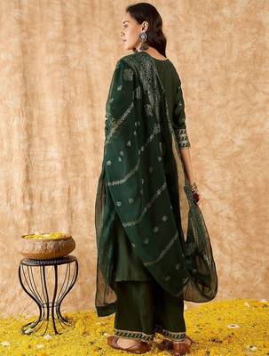 Ethnic Motifs Printed Straight Liva Kurta with Palazzos & Dupatta 6