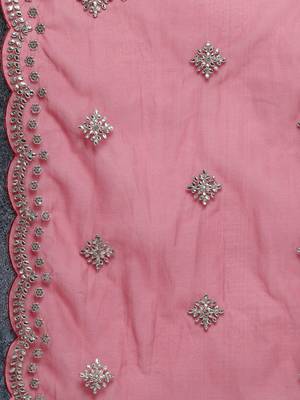 Ethnic Motifs Embroidered Gotta Patti Kurta with Trousers & Dupatta 5