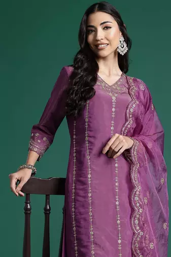 Floral Embroidered Kurta With Trousers & Dupatta