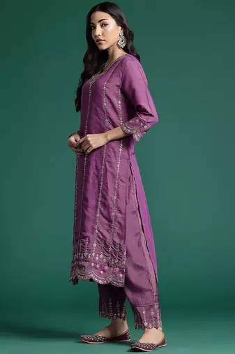 Floral Embroidered Kurta With Trousers & Dupatta
