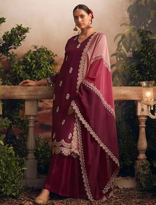 Women Floral Embroidered Regular Sequinned Kurta with Trousers & With Dupatta 1