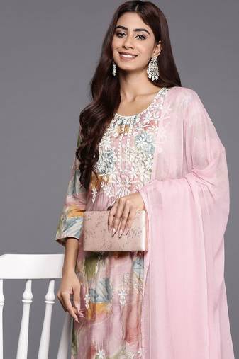 Women Embroidered Regular Thread Work Kurta with Trousers & Dupatta