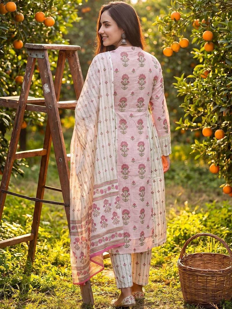 Women Floral Printed Regular Beads and Stones Pure Cotton Kurta with Trousers & With Dupatta