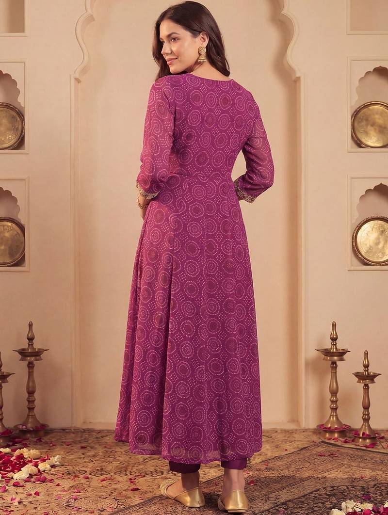 Women Ethnic Motifs Printed Regular Thread Work Kurta with Trousers & With Dupatta