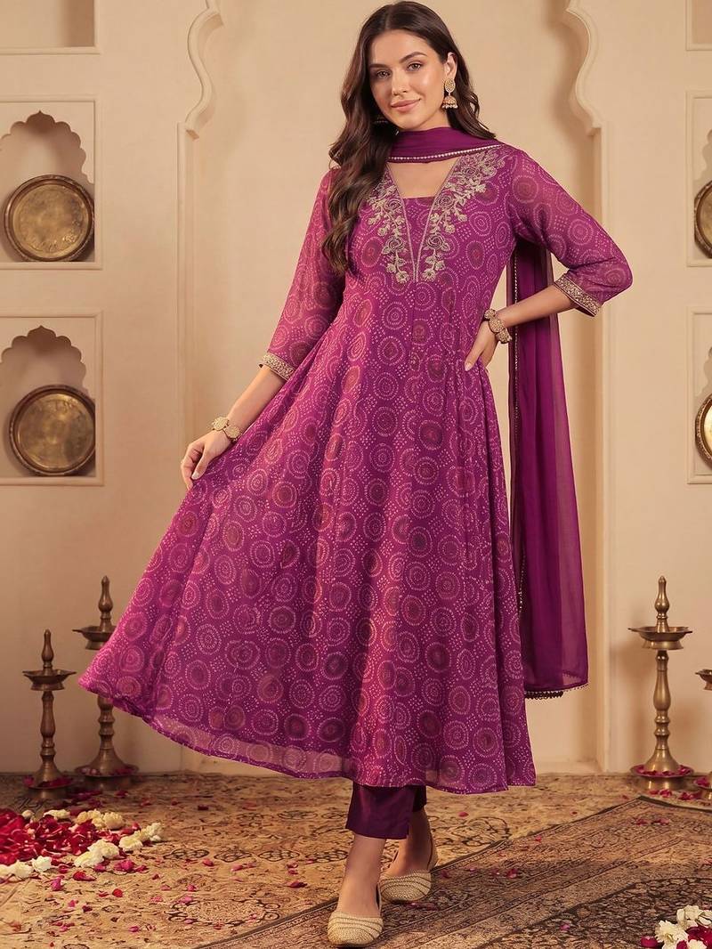 Women Ethnic Motifs Printed Regular Thread Work Kurta with Trousers & With Dupatta
