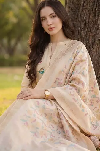 Women Ethnic Motifs Embroidered Regular Thread Work Kurta with Trousers & With Dupatta