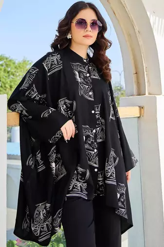 Women Geometric Printed Mandarin Collar Regular Kaftan Kurta with Trousers