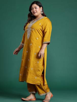 Plus Size Mustard Embroidered Straight Kurta Trousers With Dupatta Set 6