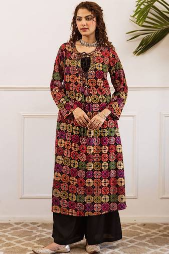 Women Printed Regular Beads and Stones Work Kurta with Palazzos
