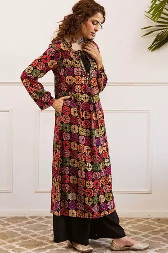 Women Printed Regular Beads and Stones Work Kurta with Palazzos