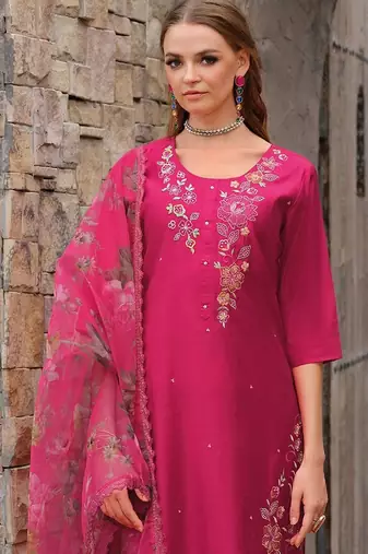 Women Floral Embroidered Kurta with Trousers & Dupatta