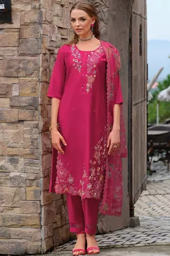 Women Floral Embroidered Kurta with Trousers & Dupatta