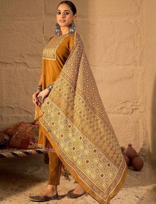 Floral Embroidered Mirror Work Pure Cotton Kurta With Trousers & Dupatta 5