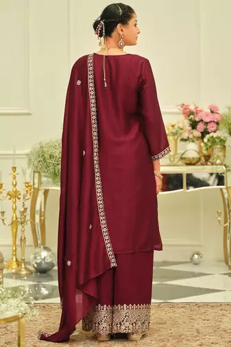 Ethnic Motifs Embroidered Zari Kurta with Trousers & With Dupatta
