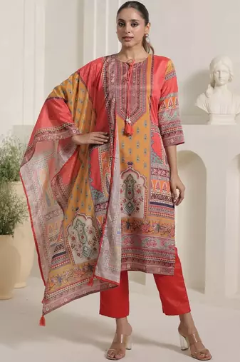 Women Ethnic Motifs Printed Regular Kurta With Trousers & Dupatta