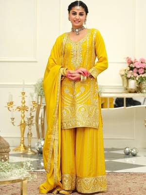 Women Ethnic Motifs Embroidered Kurta with Palazzos & Dupatta 1