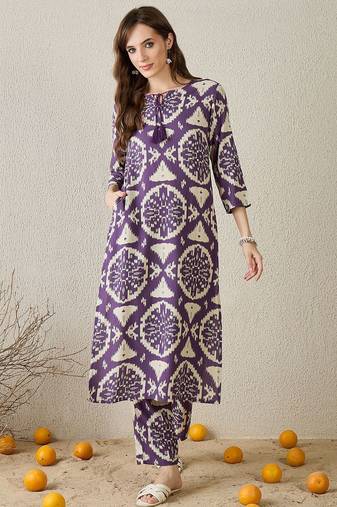 Women Purple Printed Straight Kurta Trousers Set