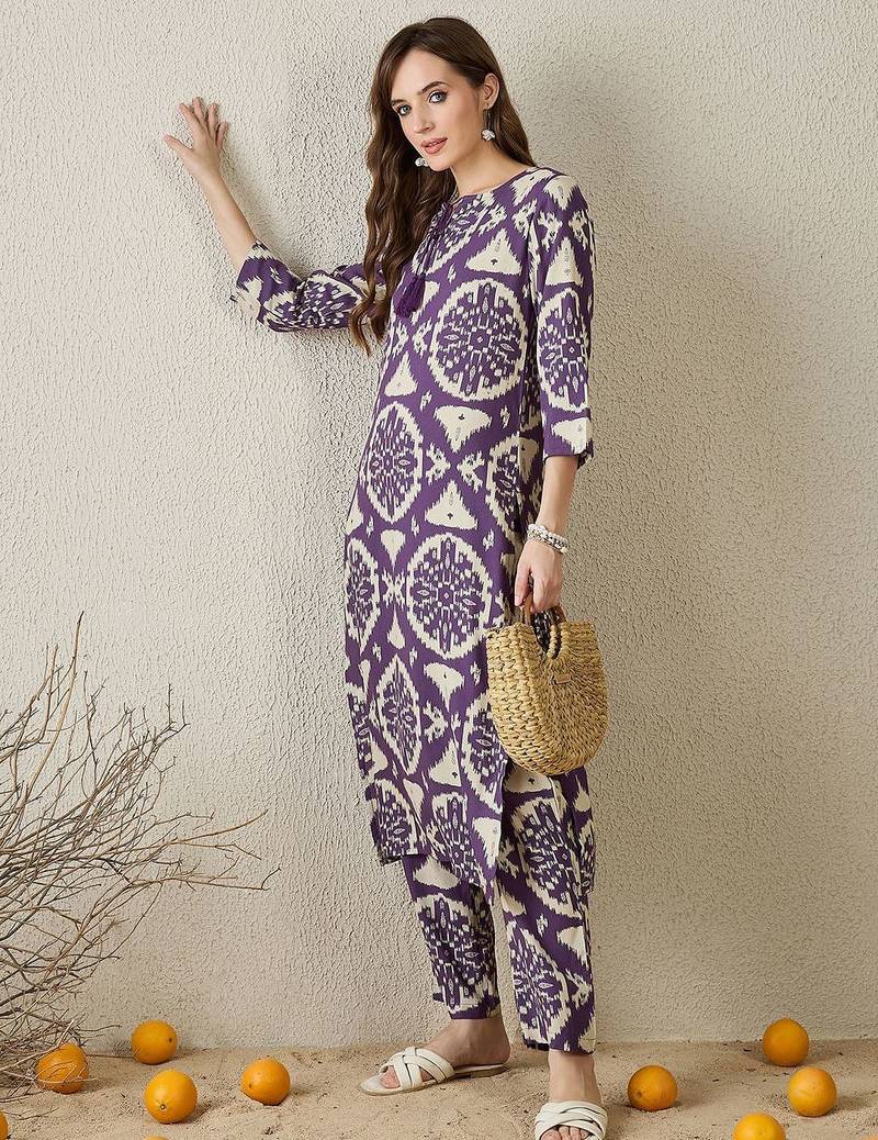 Women Purple Printed Straight Kurta Trousers Set