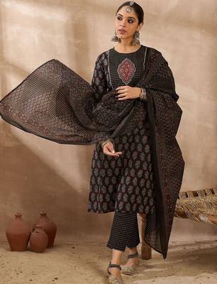 Women Ethnic Motifs Printed Regular Thread Work Pure Cotton Kurta with Trousers & With Dupatta 2