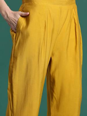 Floral Embroidered Thread Work Kurta With Trousers & Dupatta 3