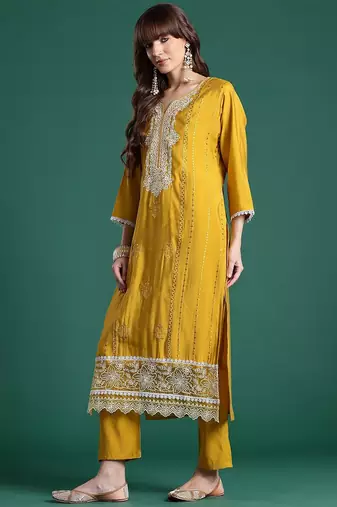 Floral Embroidered Thread Work Kurta With Trousers & Dupatta