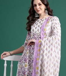 Floral Printed Pleated Pure Cotton Kurta with Trousers & Dupatta