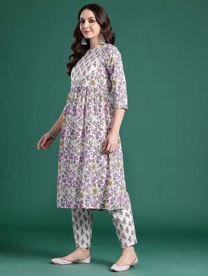 Floral Printed Pleated Pure Cotton Kurta with Trousers & Dupatta 6