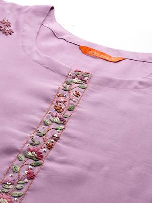 Floral Embroidered Kurta with Trousers & Dupatta 2