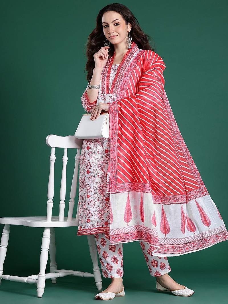 Floral Printed Pure Cotton Kurta with Trousers & With Dupatta