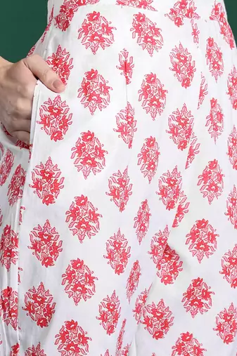 Floral Printed Pure Cotton Kurta with Trousers & With Dupatta