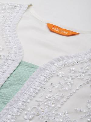 Floral Embroidered Regular Sequinned Kurta With Trousers & Dupatta 2