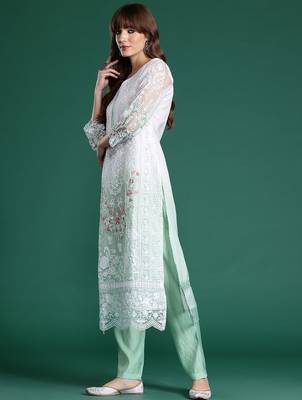 Floral Embroidered Regular Sequinned Kurta With Trousers & Dupatta 5