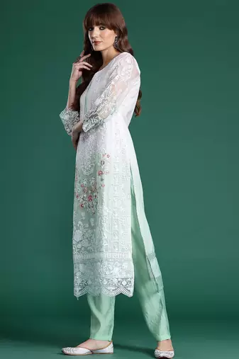 Floral Embroidered Regular Sequinned Kurta With Trousers & Dupatta