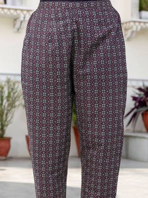 Women Floral Printed Gotta Patti Pure Cotton Kurta with Trousers & With Dupatta 4