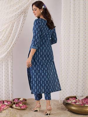 Floral Printed Pure Cotton Straight Kurta With Trousers 6