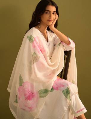 Floral Printed V-Neck Straight Sequinned Linen Kurta With Trousers And Dupatta 1