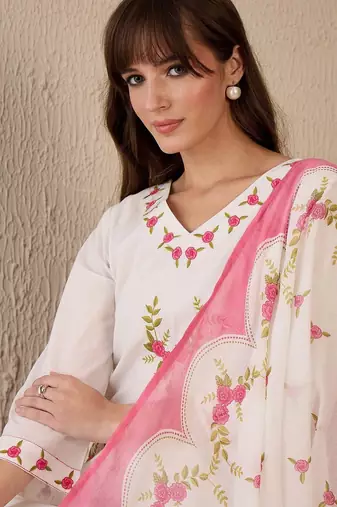 Women Floral Embroidered Regular Thread Work Pure Cotton Kurta with Trousers & With Dupatta
