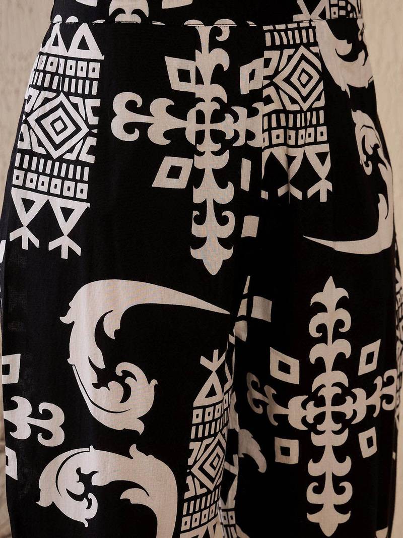 Women Printed Regular Pure Cotton Kurta with Trousers