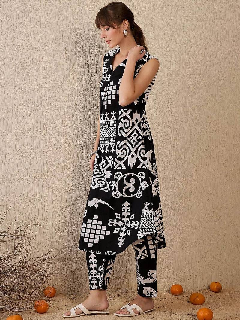 Women Printed Regular Pure Cotton Kurta with Trousers
