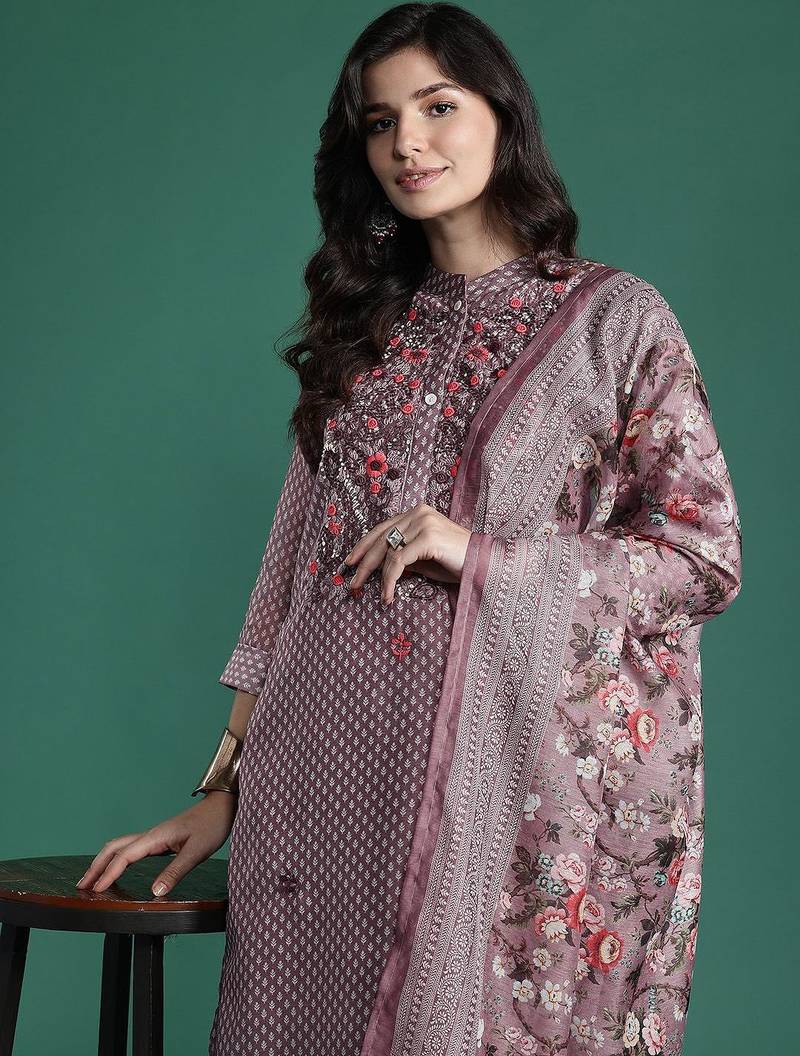 Floral Printed Thread Work Chanderi Silk Kurta with Trousers & With Dupatta
