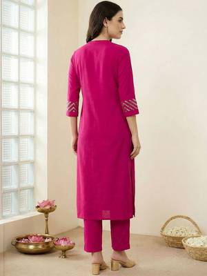 Women Printed Regular Sequinned Kurta with Trousers 3