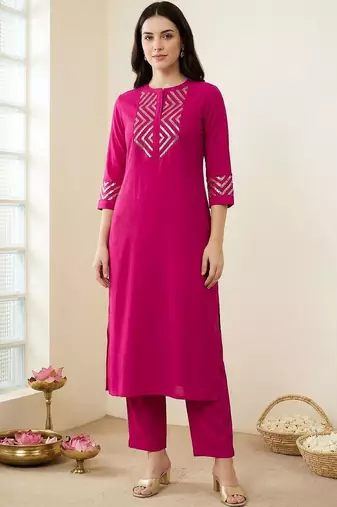 Women Printed Regular Sequinned Kurta with Trousers