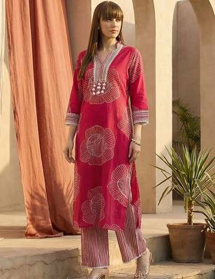 Women Floral Printed Regular Thread Work Pure Cotton Kurta with Palazzos 2