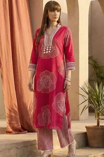 Women Floral Printed Regular Thread Work Pure Cotton Kurta with Palazzos