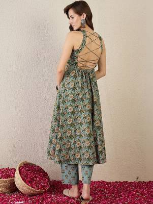 Women Floral Printed Regular Pure Cotton Kurta with Trousers 6