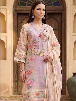 Women Floral Printed Regular Thread Work Linen Kurta with Trousers & With Dupatta 3