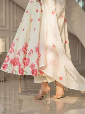 Women Floral Printed Panelled Pure Cotton Kurta with Trousers & With Dupatta 4