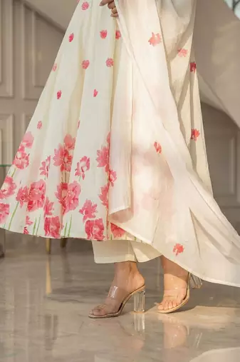 Women Floral Printed Panelled Pure Cotton Kurta with Trousers & With Dupatta