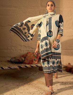 Women Printed Regular Pure Cotton Kurta with Trousers & With Dupatta 1