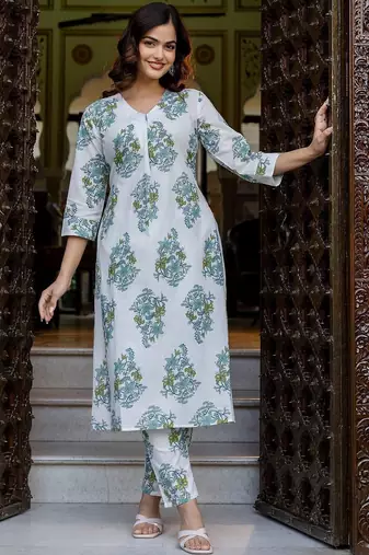 Women Floral Printed Regular Pure Cotton Kurta with Trousers